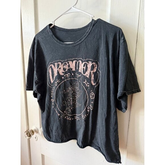 Dreamer women’s size large T-shirt - Picture 3 of 6